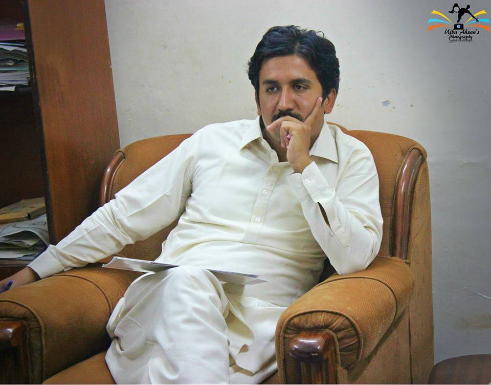 bazardari34@quest.edu.pk