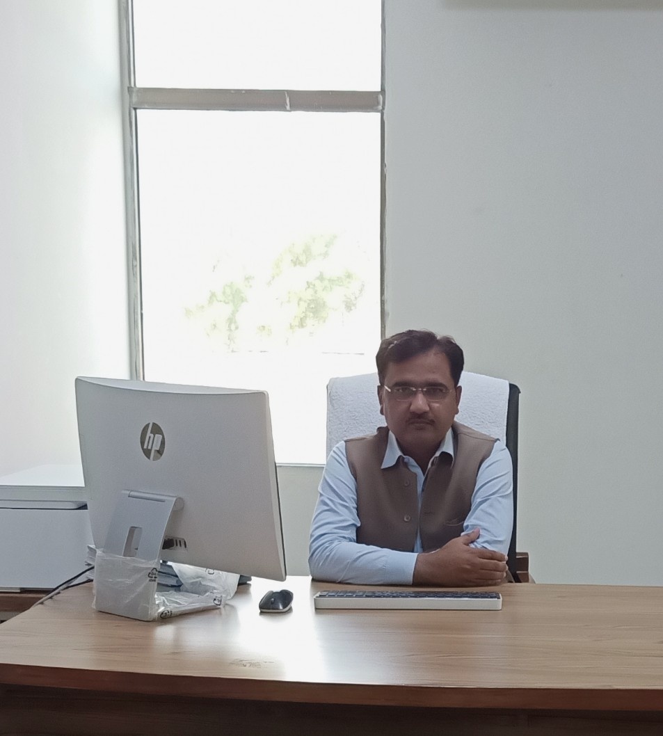 muhammadnawaz@quest.edu.pk